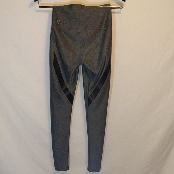 Puma Power Cell Gray/Black Athletic Leggings sz: S - Picture 10 of 11